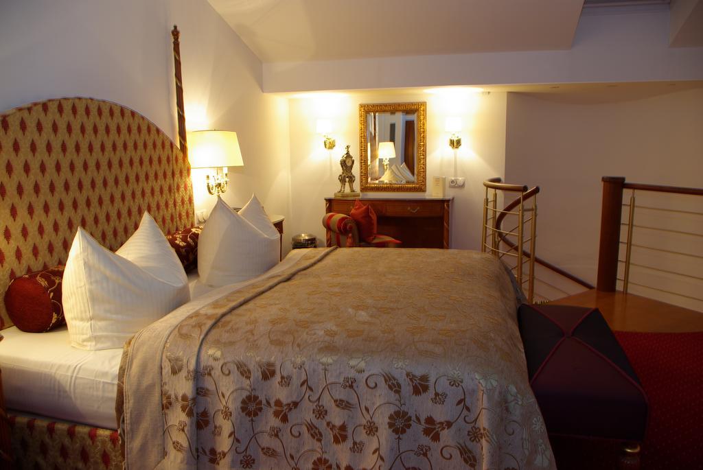 DEVA Hotel Alpenhof 4*